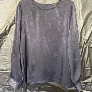 Banana Republic long sleeve loose navy blue shirt worn once great condition